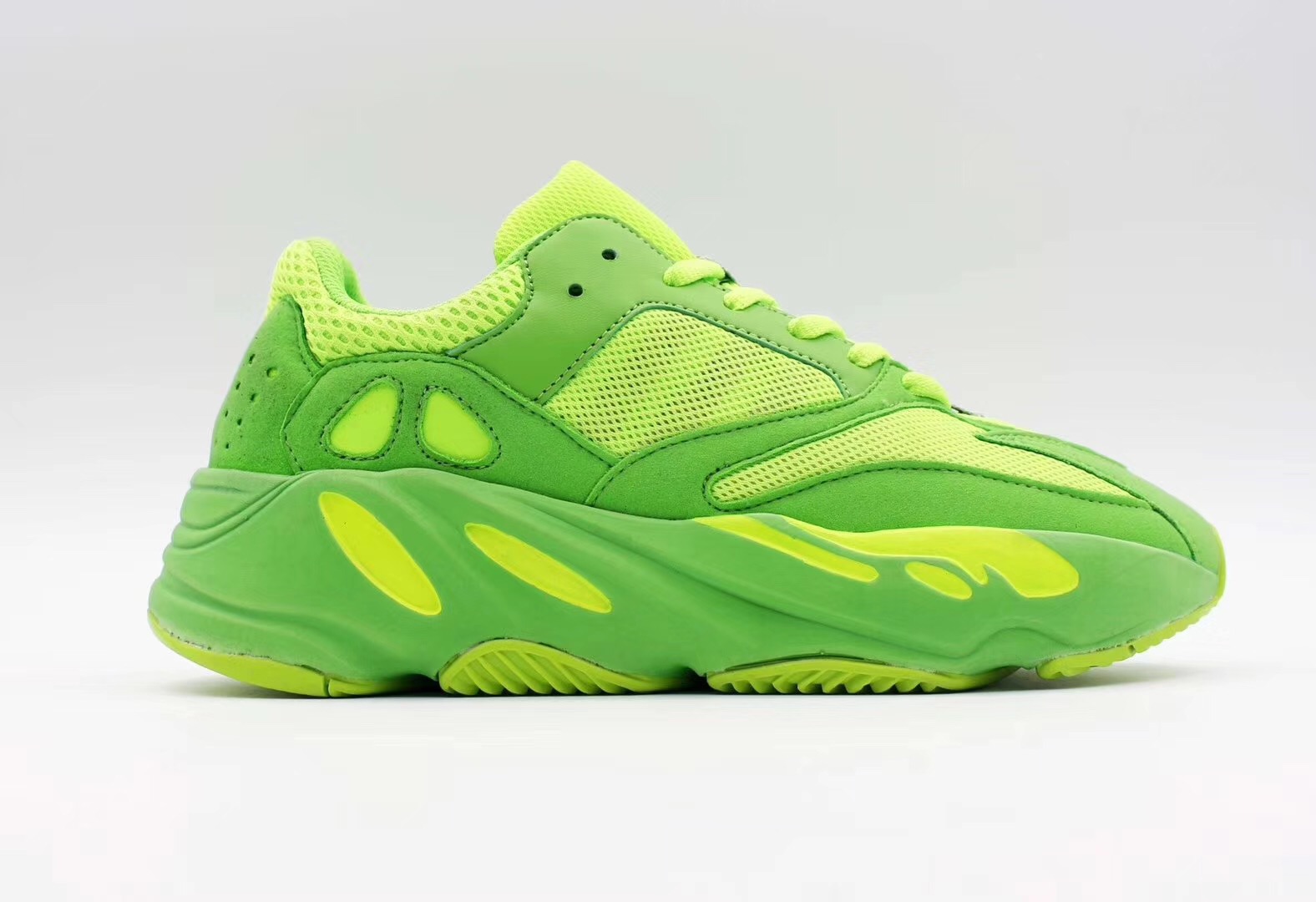 Adidas yeezy 700 verde online