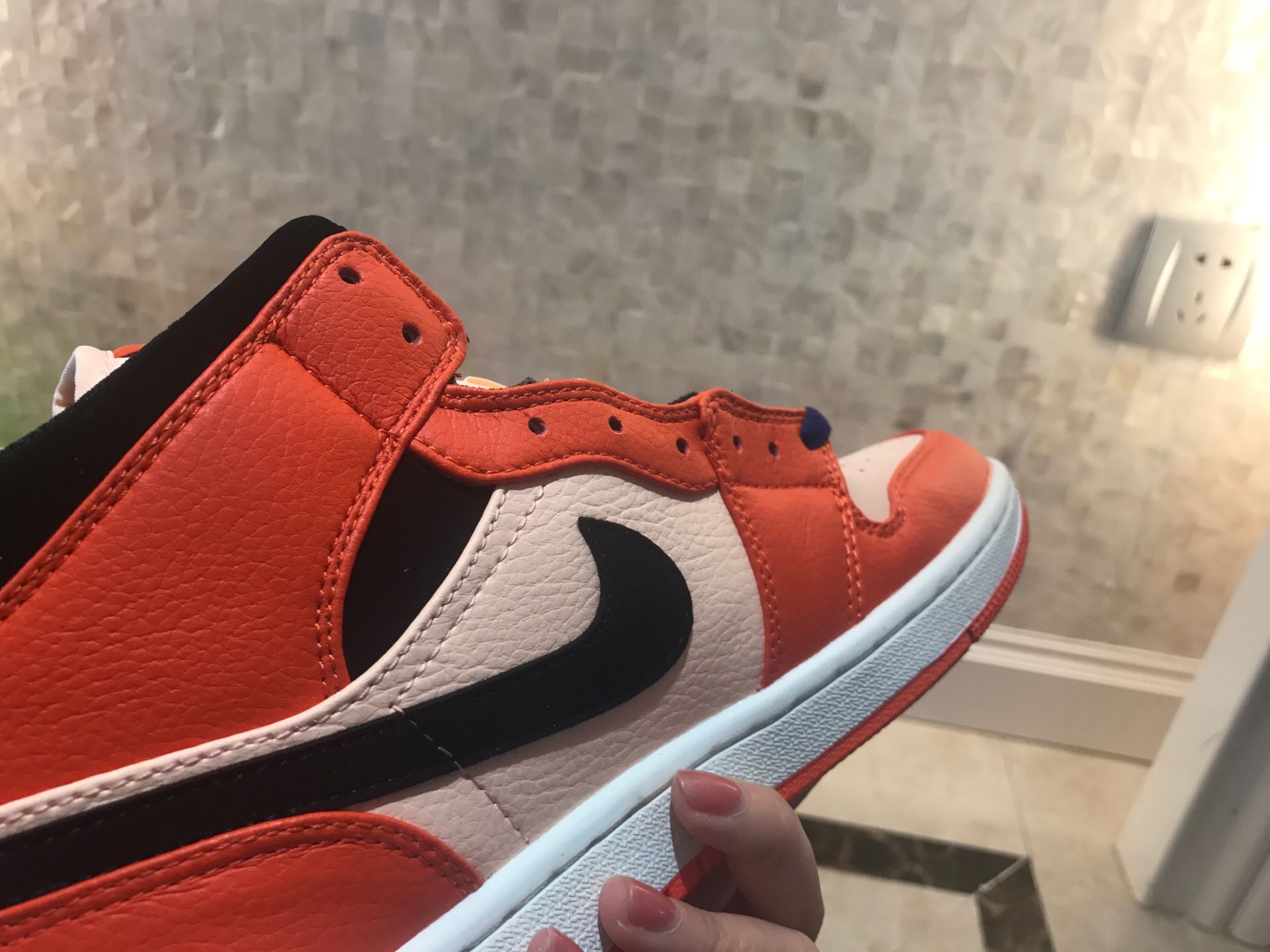 jordan air jordan 1 retro mid