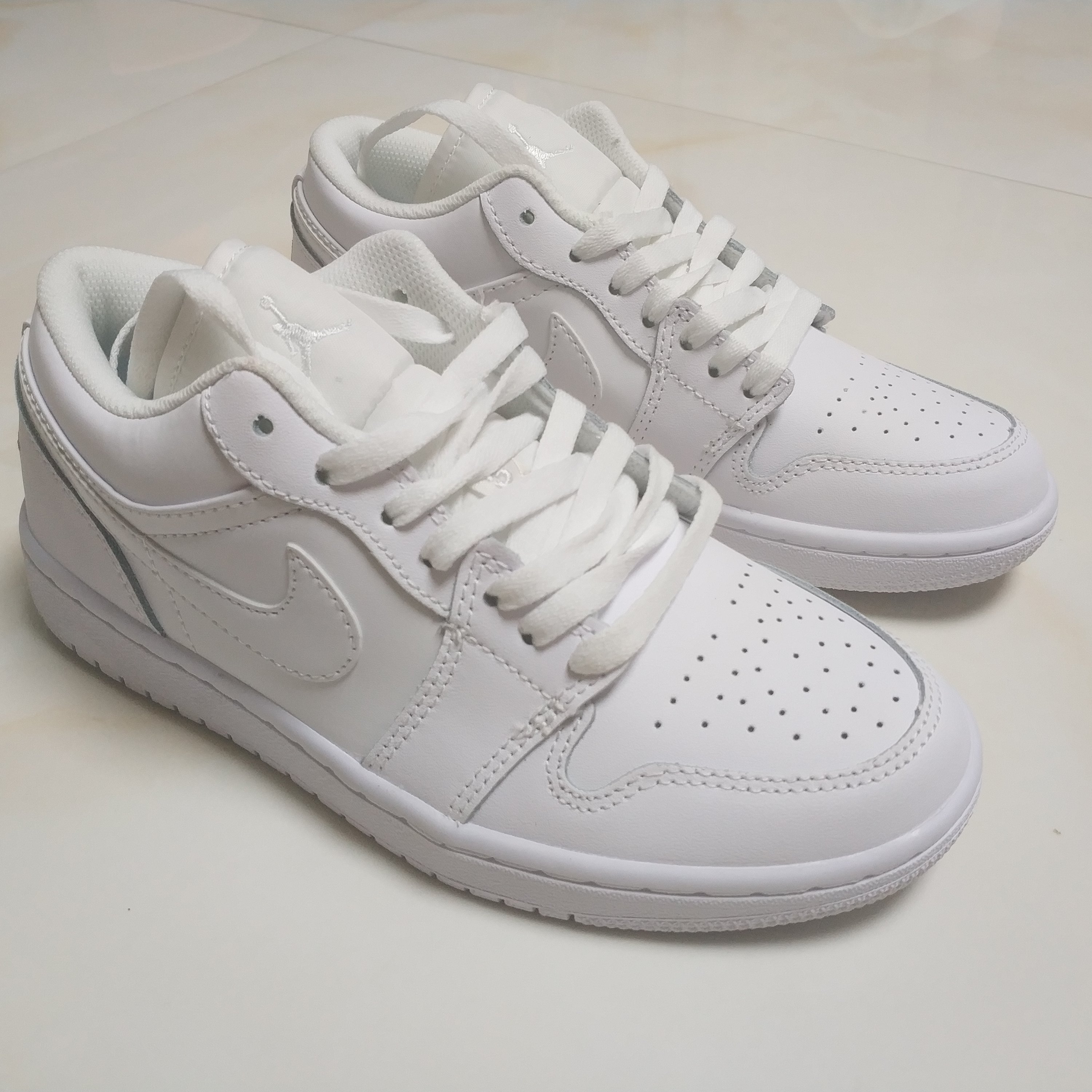jordan air jordan 1 retro low