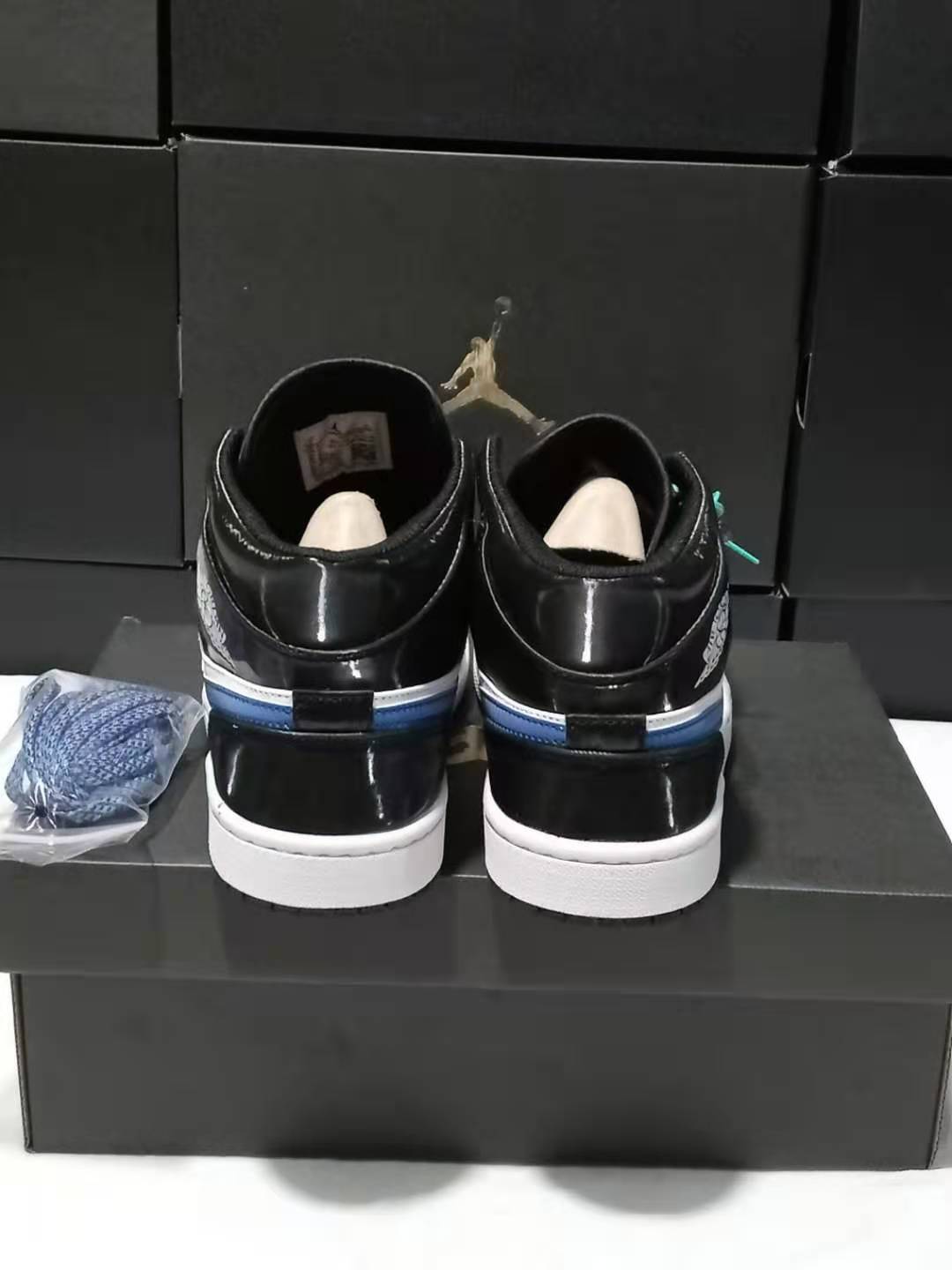 jordan air jordan 1 retro mid