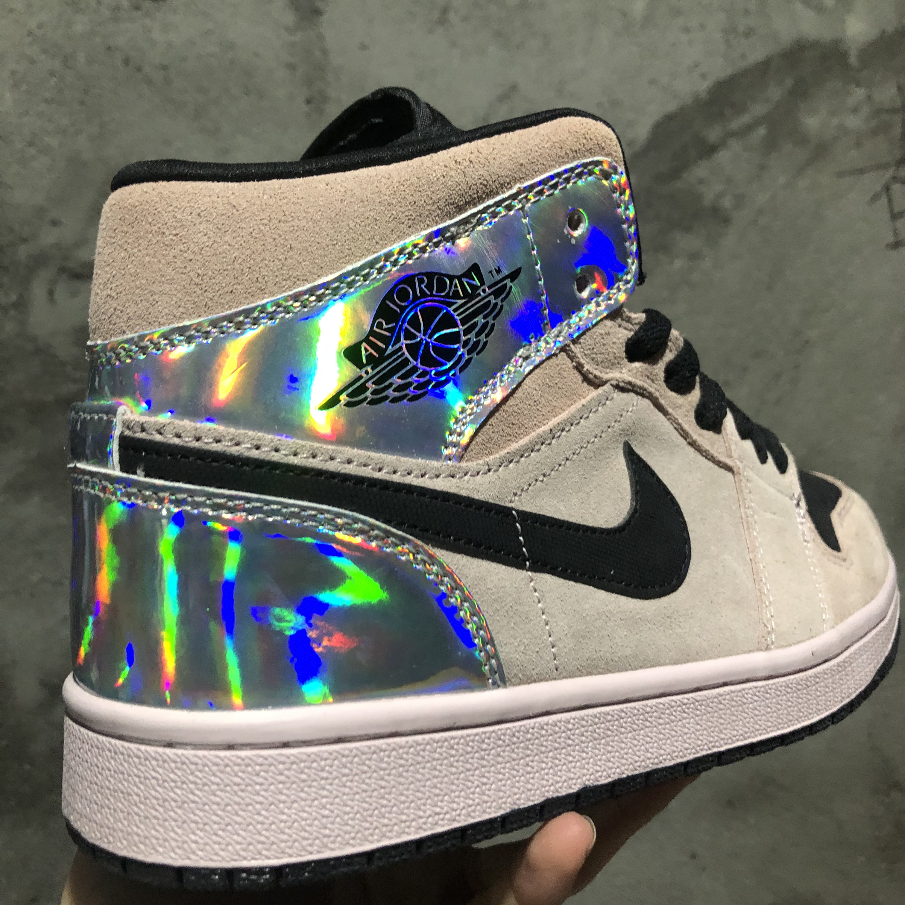 jordan air jordan 1 retro mid