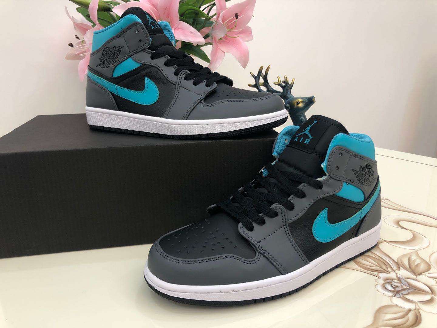 jordan air jordan 1 retro mid