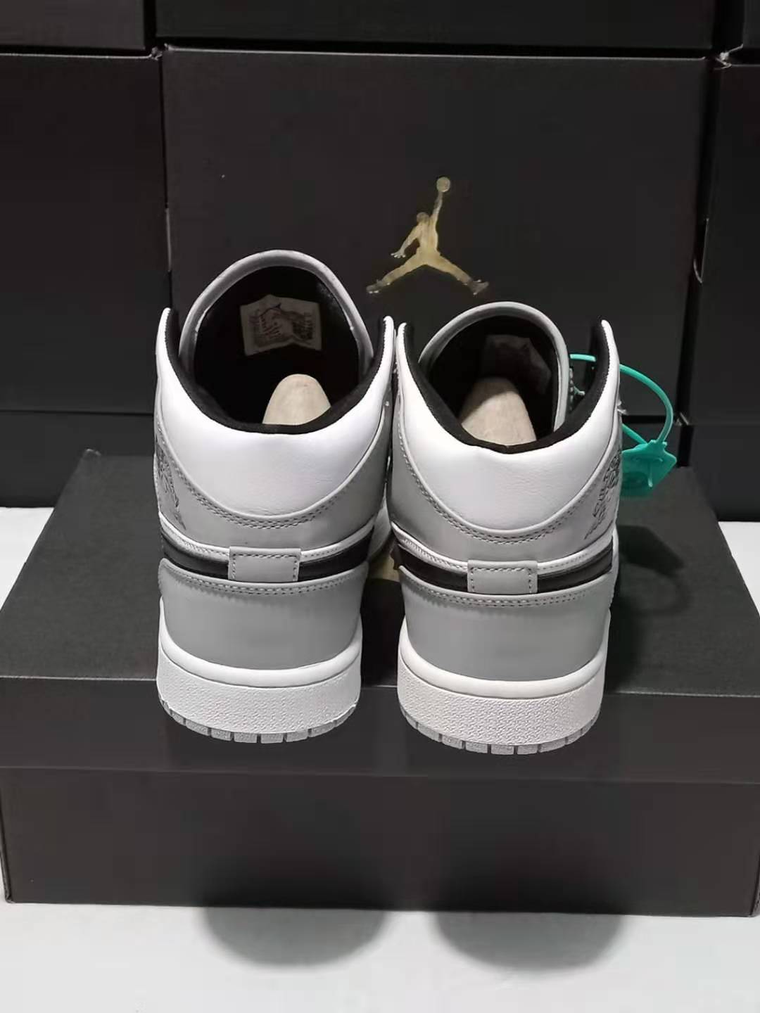 jordan air jordan 1 retro mid