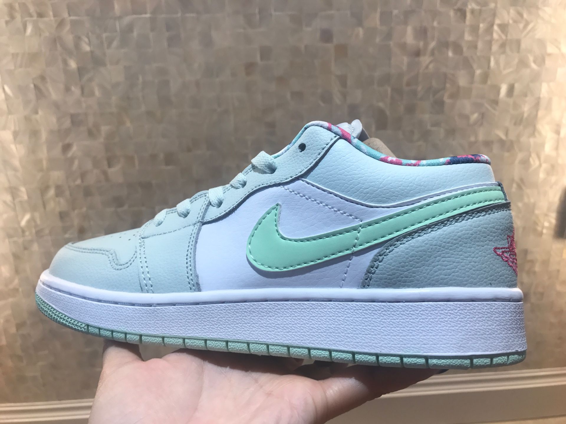 jordan air jordan 1 retro low